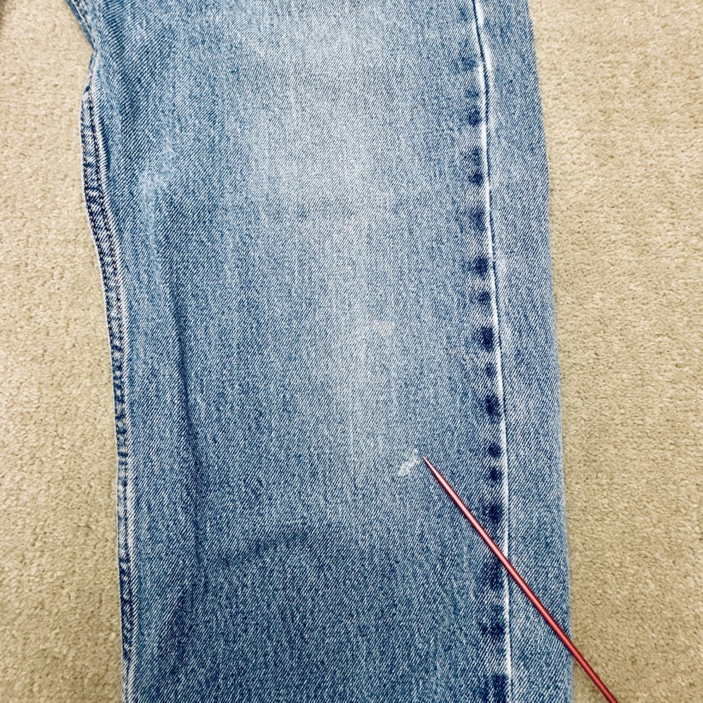 Levis 505 Regular Fit Straight Leg Jeans Mens 34x30 Medium Wash Blue Denim - Picture 11 of 14